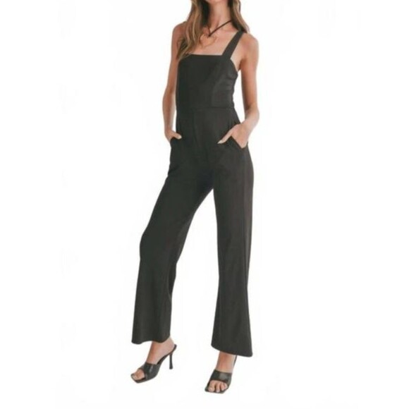 NWT Sage The Label Icon Square Neck Jumpsuit Black Straight Leg Size Small - Picture 8 of 11